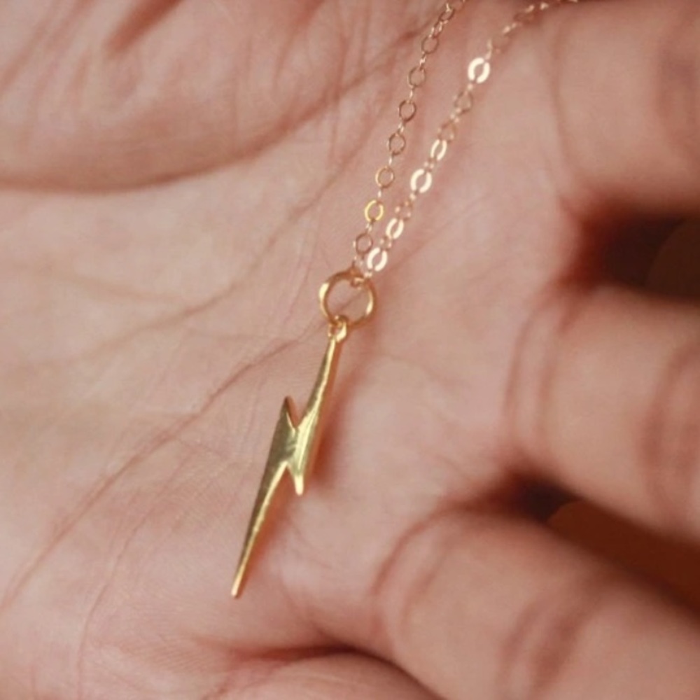LAST 1⚡️ lightening bolt charm necklace gold - Picture 3 of 3